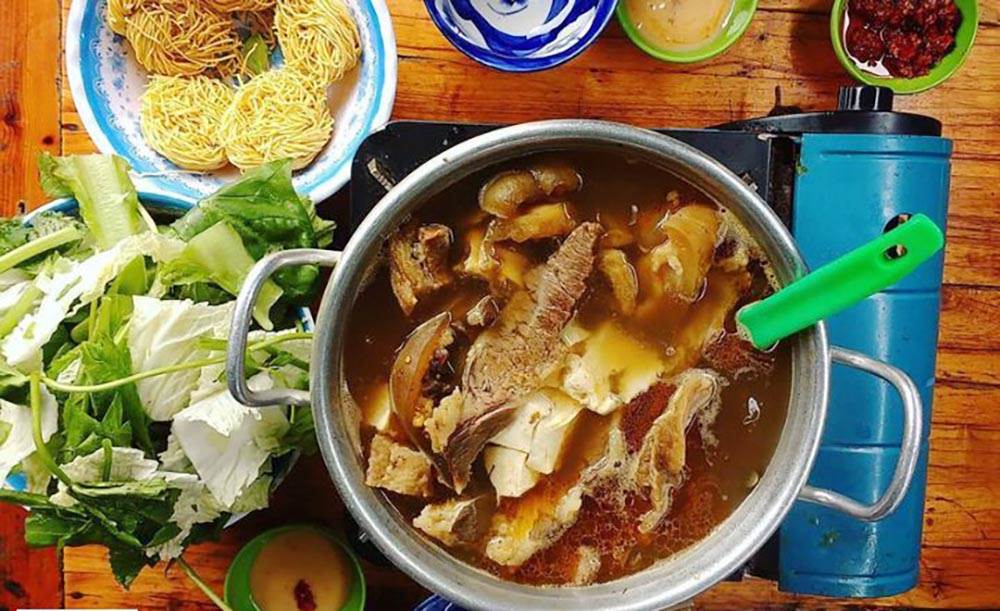 Quán Lẩu Bò Ba Toa
